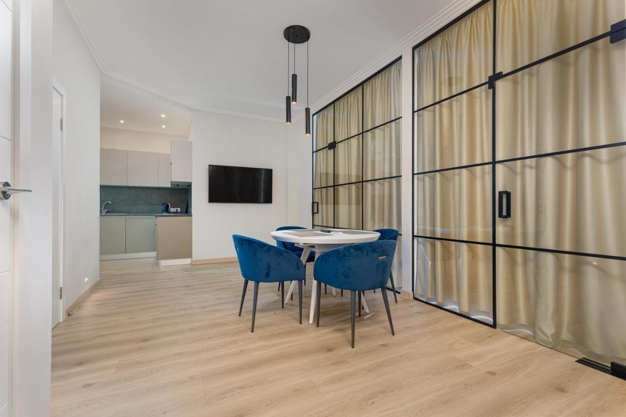 Sea Symphony Luxury 3-Bedrooms Apartment Odesa Exterior photo