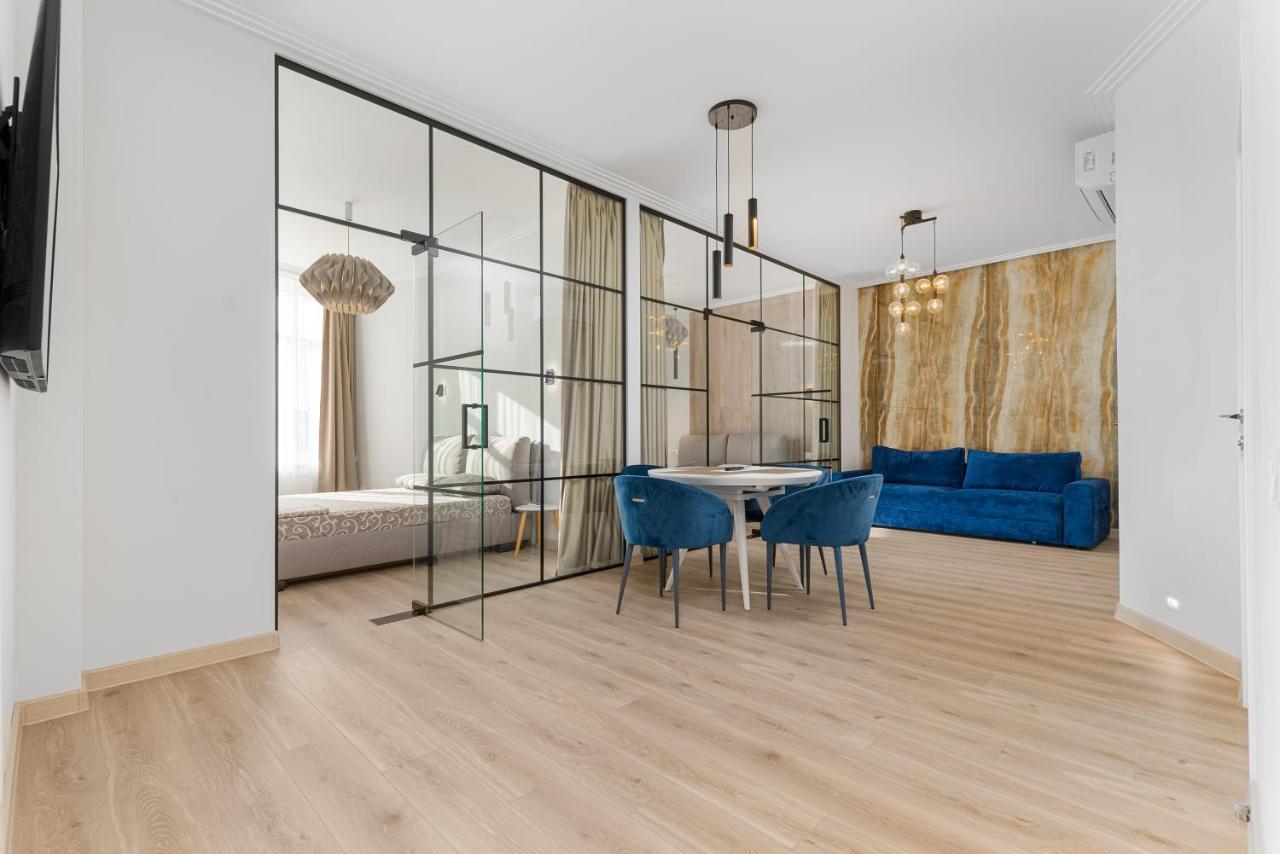 Sea Symphony Luxury 3-Bedrooms Apartment Odesa Exterior photo