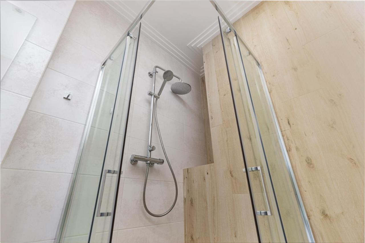 Sea Symphony Luxury 3-Bedrooms Apartment Odesa Exterior photo