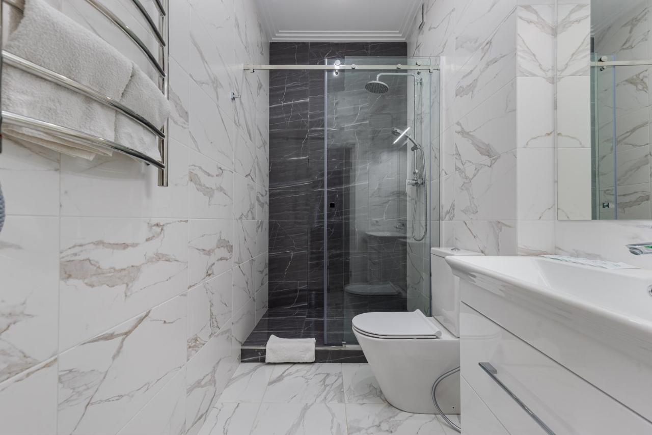 Sea Symphony Luxury 3-Bedrooms Apartment Odesa Exterior photo